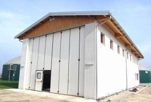 Capannoni prefabbricati in legno lamellare