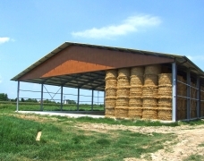 Capannoni-prefabbricati-uso-agricolo-8